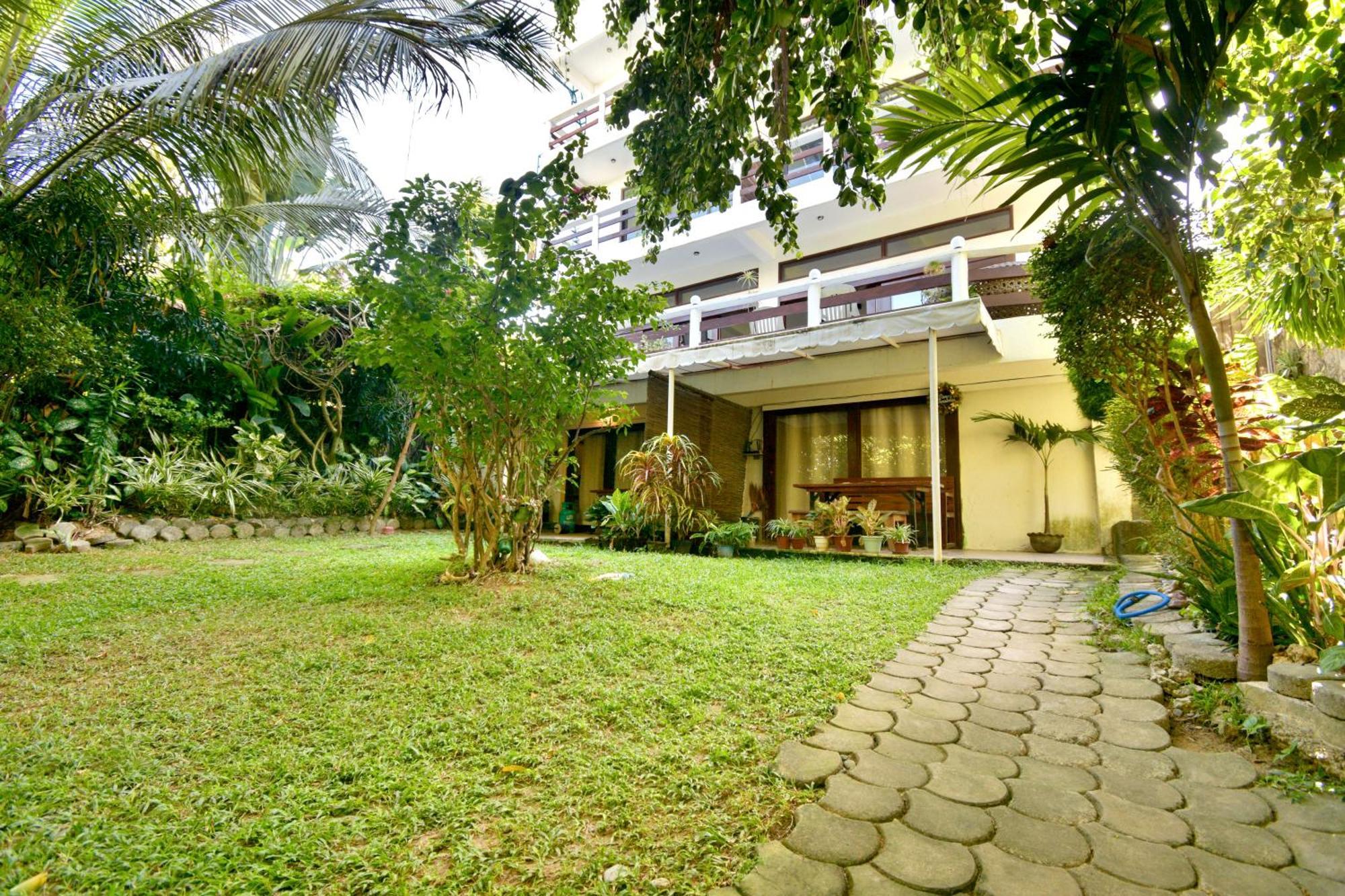 Babosam Apartments Boracay Island Exterior photo