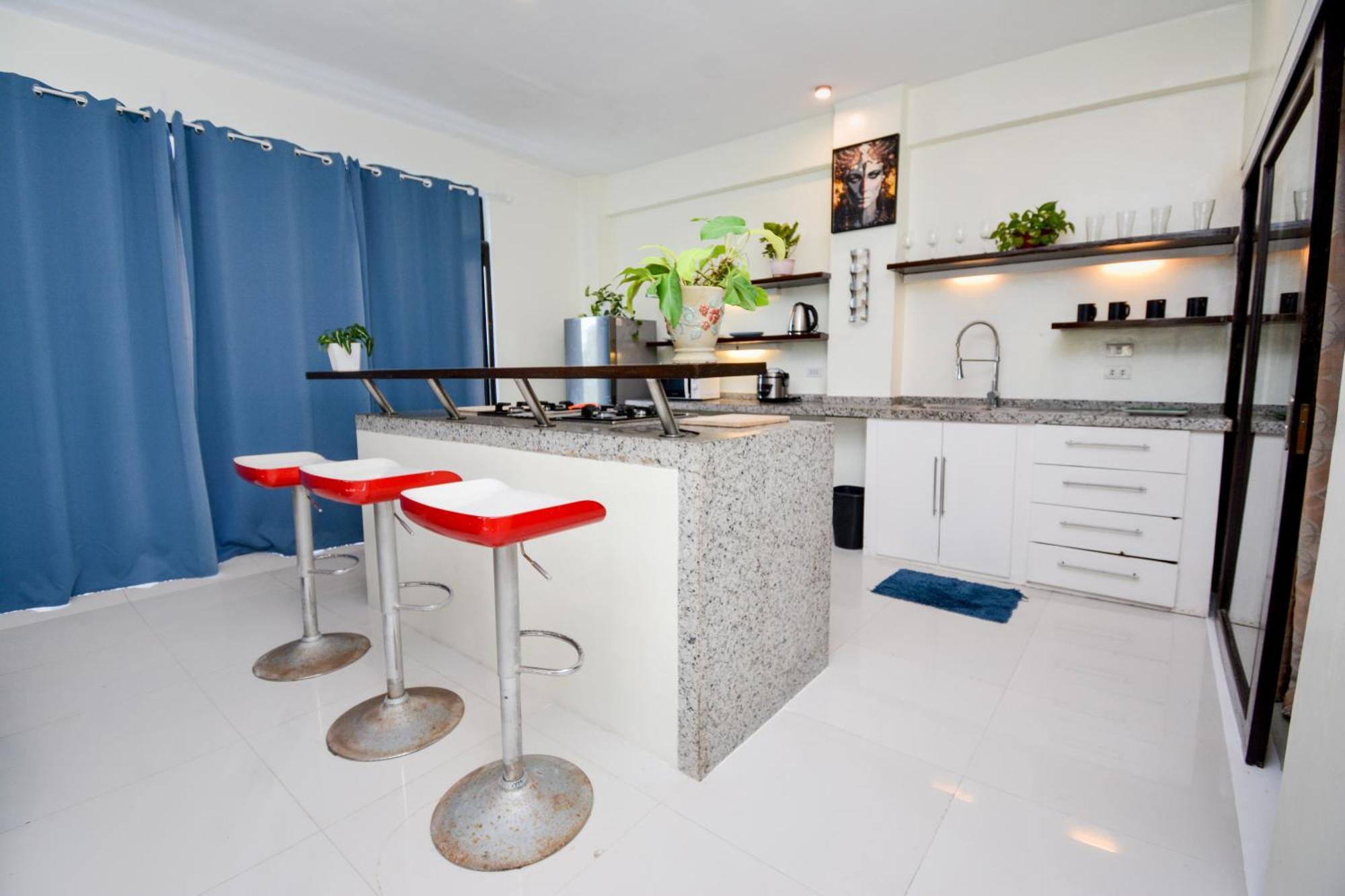 Babosam Apartments Boracay Island Exterior photo