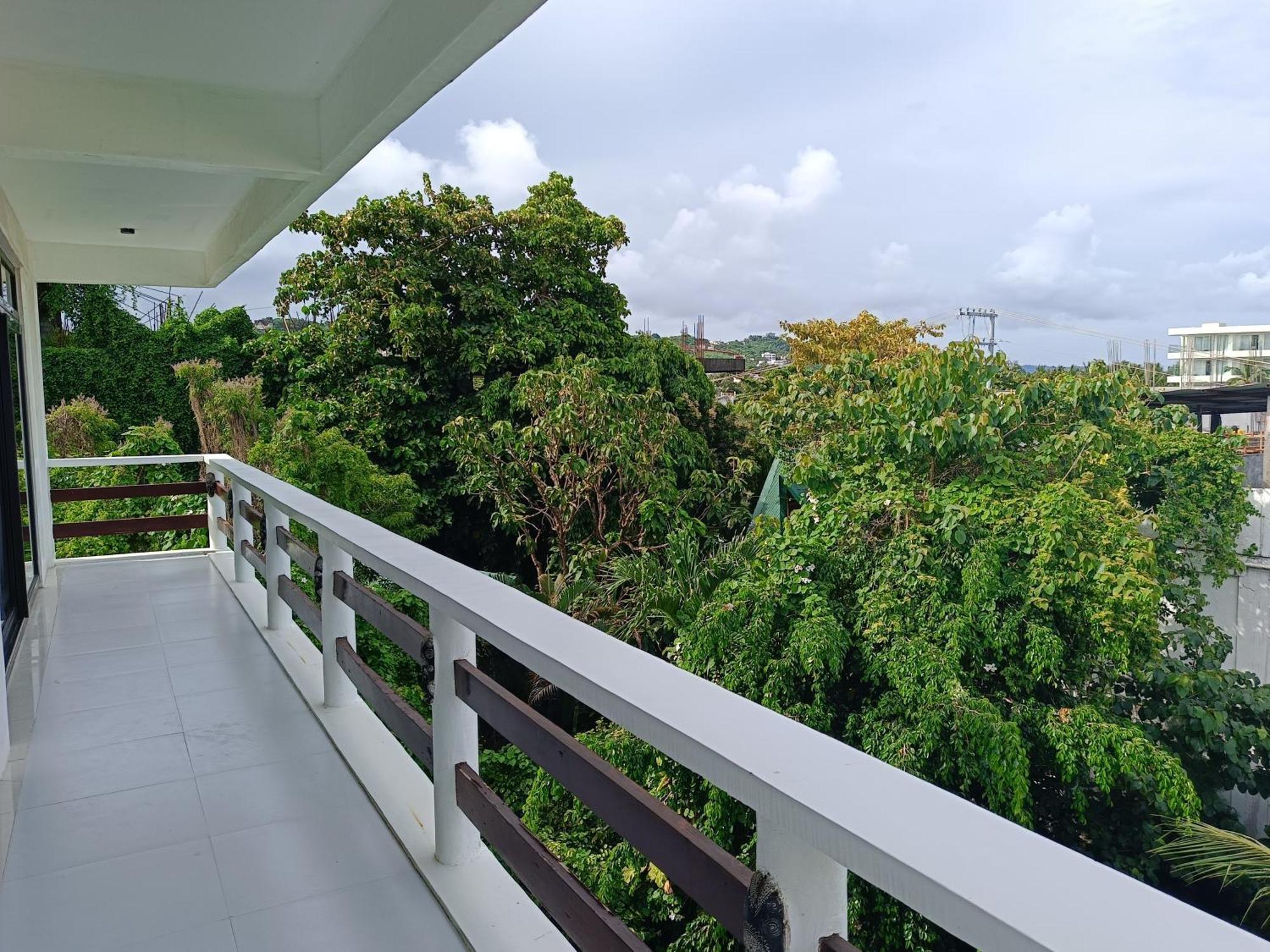 Babosam Apartments Boracay Island Exterior photo