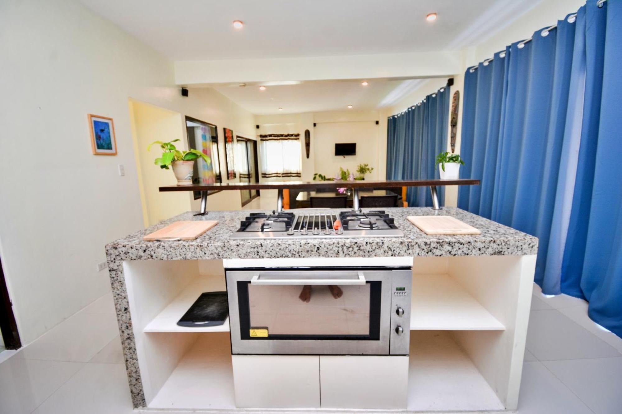 Babosam Apartments Boracay Island Exterior photo